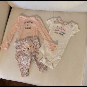 3 piece Carter’s set! Newborn!